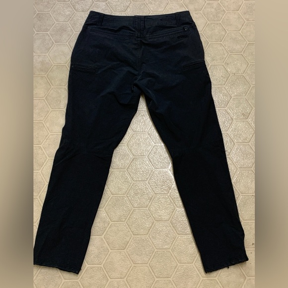 Men's 33 x 30 Kuhl Resistor Chino Tapered Hybrid Technical Active Pants - Picture 7 of 16